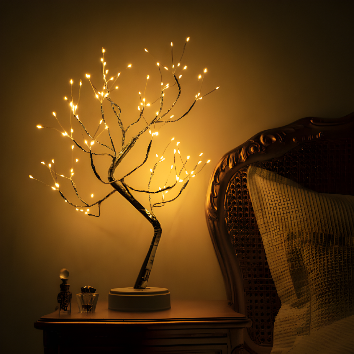 Decorative Tree Lamp with Warm Soft Light for a Calm and Relaxing Atmosphere