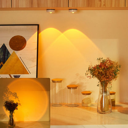 Compact Sunset Projection Lamp with Versatile Mounting