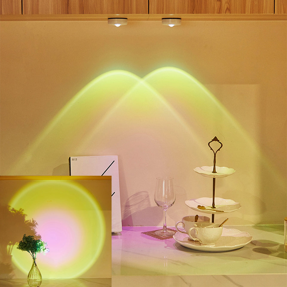 Compact Sunset Projection Lamp with Versatile Mounting