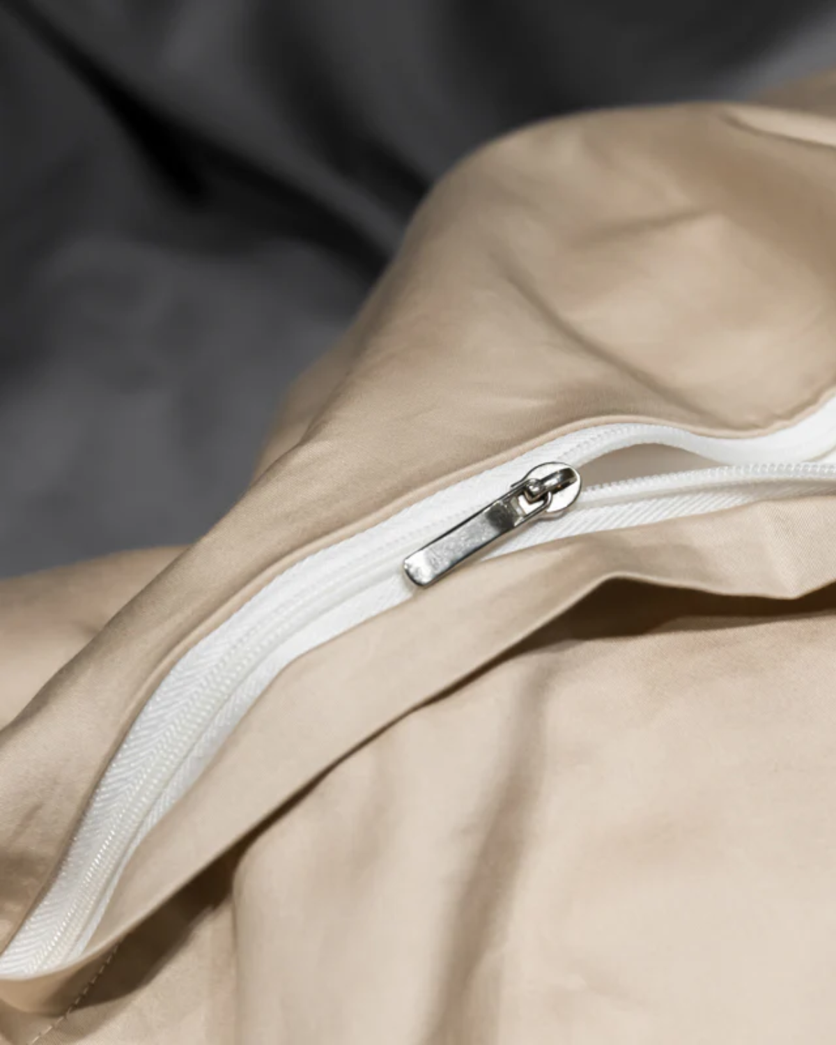 Cotton Sateen Bedding Set with Elegant Embroidery