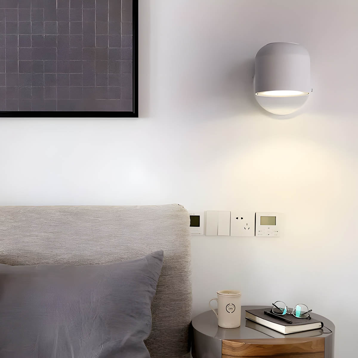 Dimmable LED Wall Lamp with 340° Rotating Head