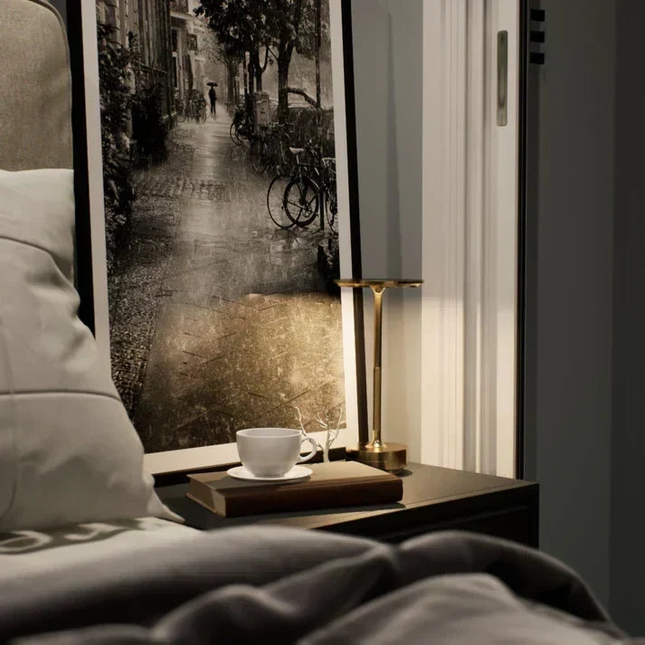 Dimmable Touch Table Lamp with Adjustable 2700–5200K Colour Temperature