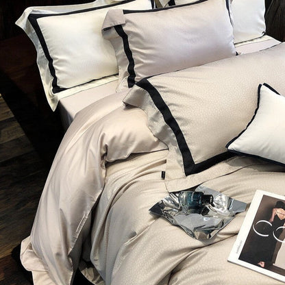 Egyptian Cotton Duvet Cover with Soft Sateen Weave and Breathable Comfort
