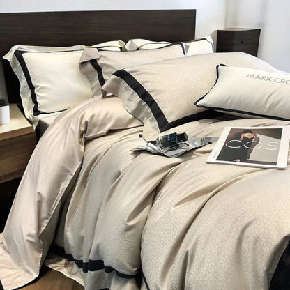 Egyptian Cotton Duvet Cover with Soft Sateen Weave and Breathable Comfort