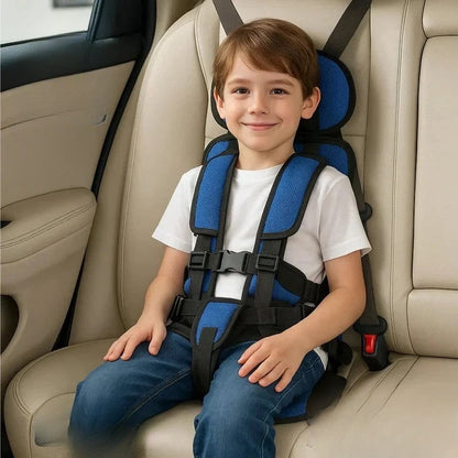 Foldable Child Travel Seat with Five-Point Harness and Quick Installation