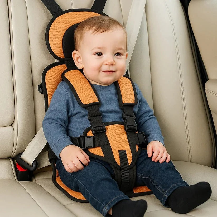 Foldable Child Travel Seat with Five-Point Harness and Quick Installation