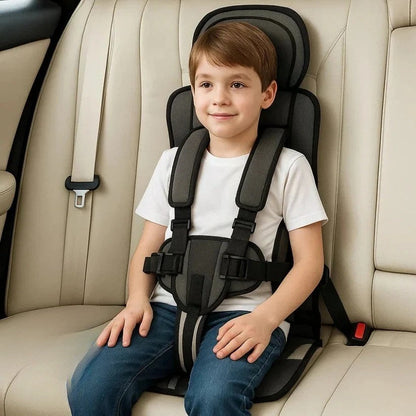 Foldable Child Travel Seat with Five-Point Harness and Quick Installation