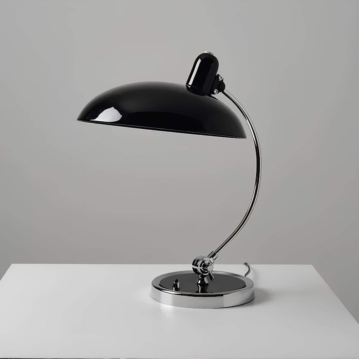Minimalist Scandinavian Table Lamp – Metal and Wood Lamp with Warm Light