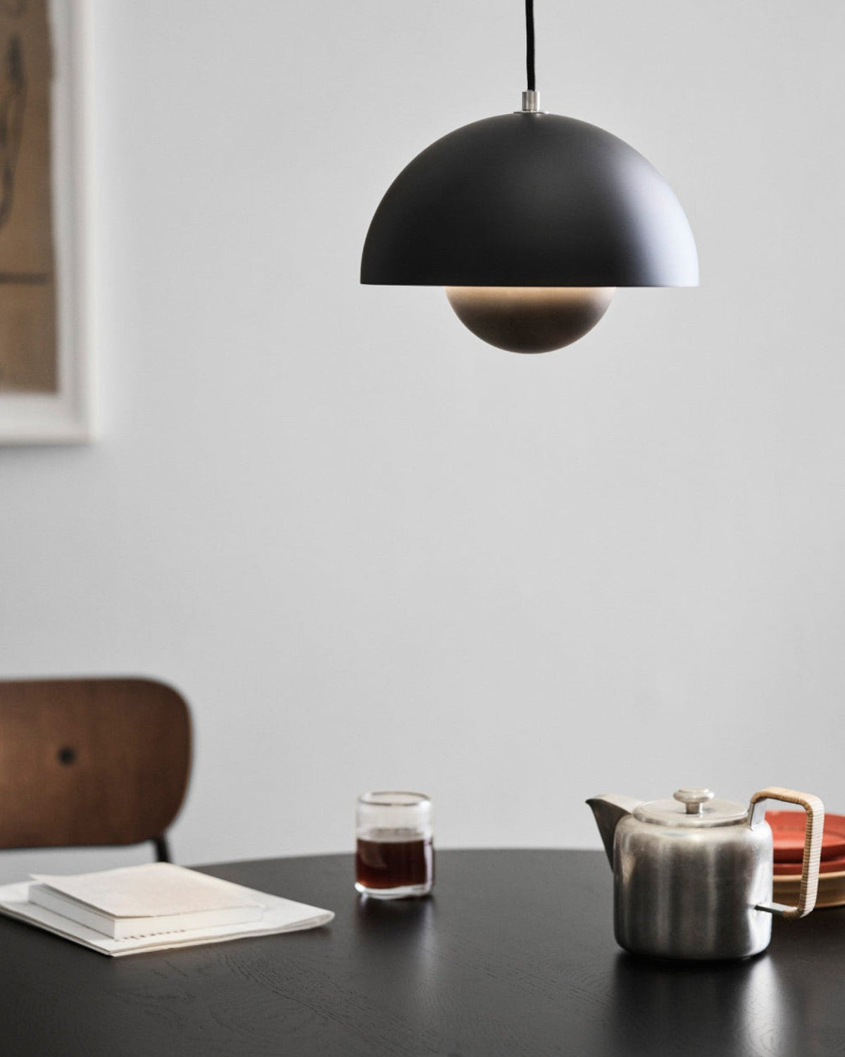 Modern Hanging Ceiling Light with Adjustable Cable and 3000K Warm White Light