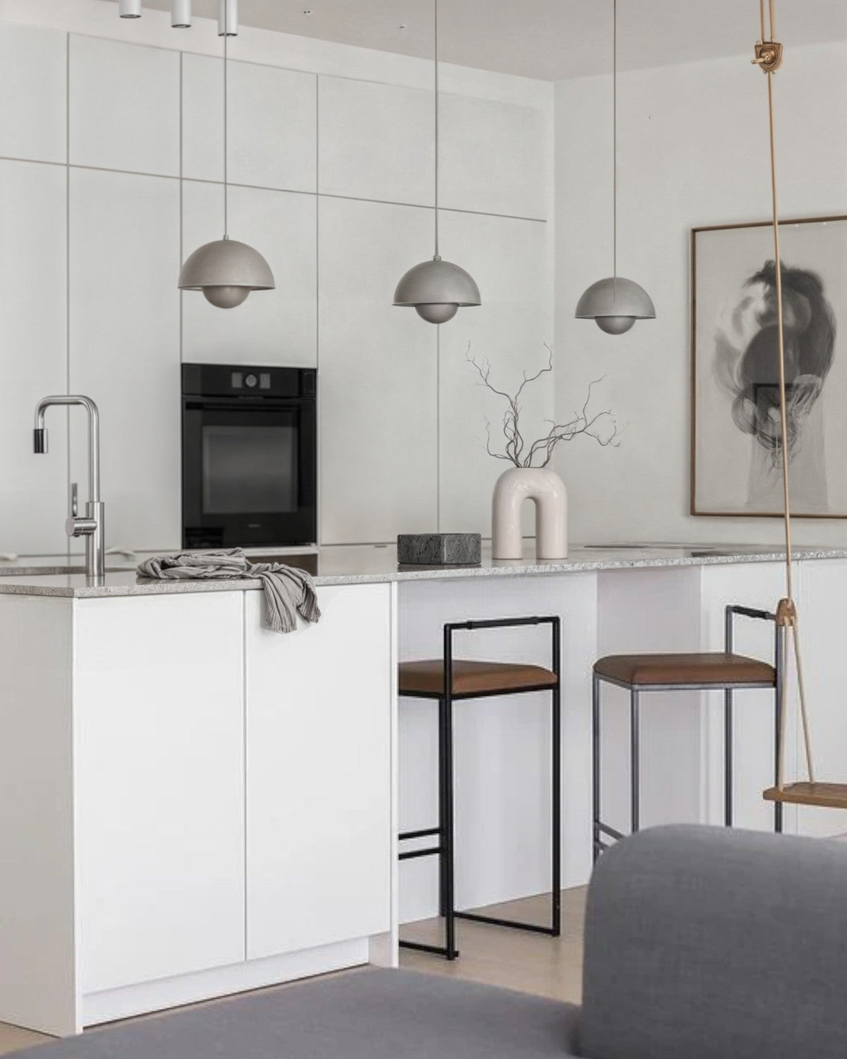 Modern Hanging Ceiling Light with Adjustable Cable and 3000K Warm White Light