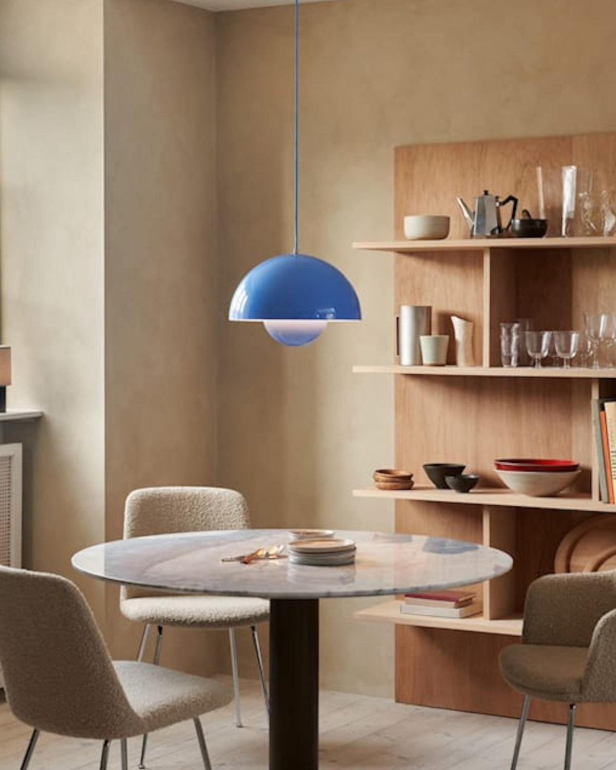 Modern Hanging Ceiling Light with Adjustable Cable and 3000K Warm White Light