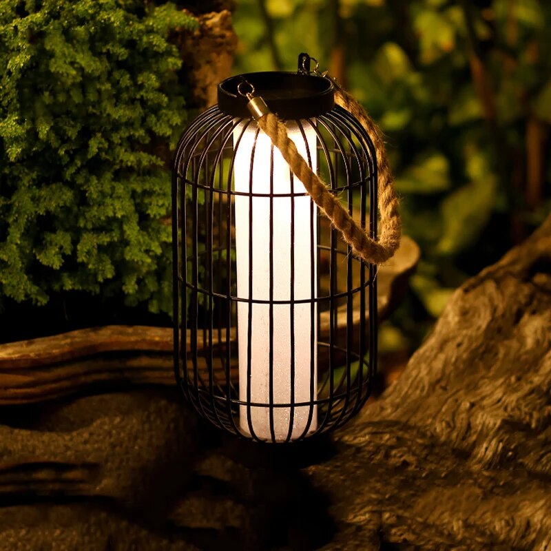 Modern Solar LED Outdoor Lamp with IP44 Protection and Lithium Battery