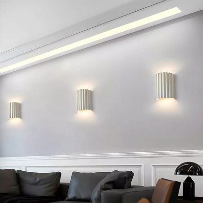 Modern Wave Design Wall Lamp for Contemporary Interior Lighting