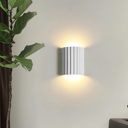 Modern Wave Design Wall Lamp for Contemporary Interior Lighting