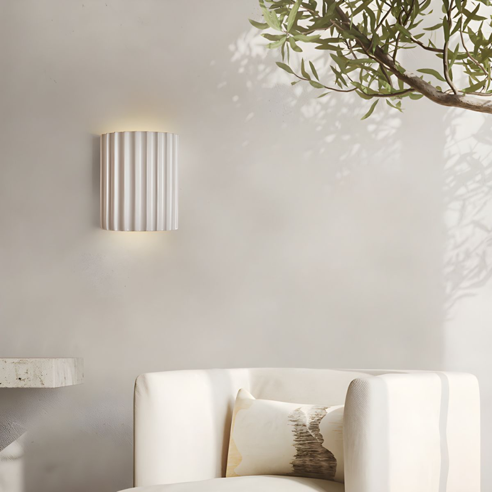 Modern Wave Design Wall Lamp for Contemporary Interior Lighting