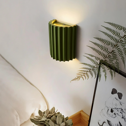 Modern Wave Design Wall Lamp for Elegant Interior Lighting