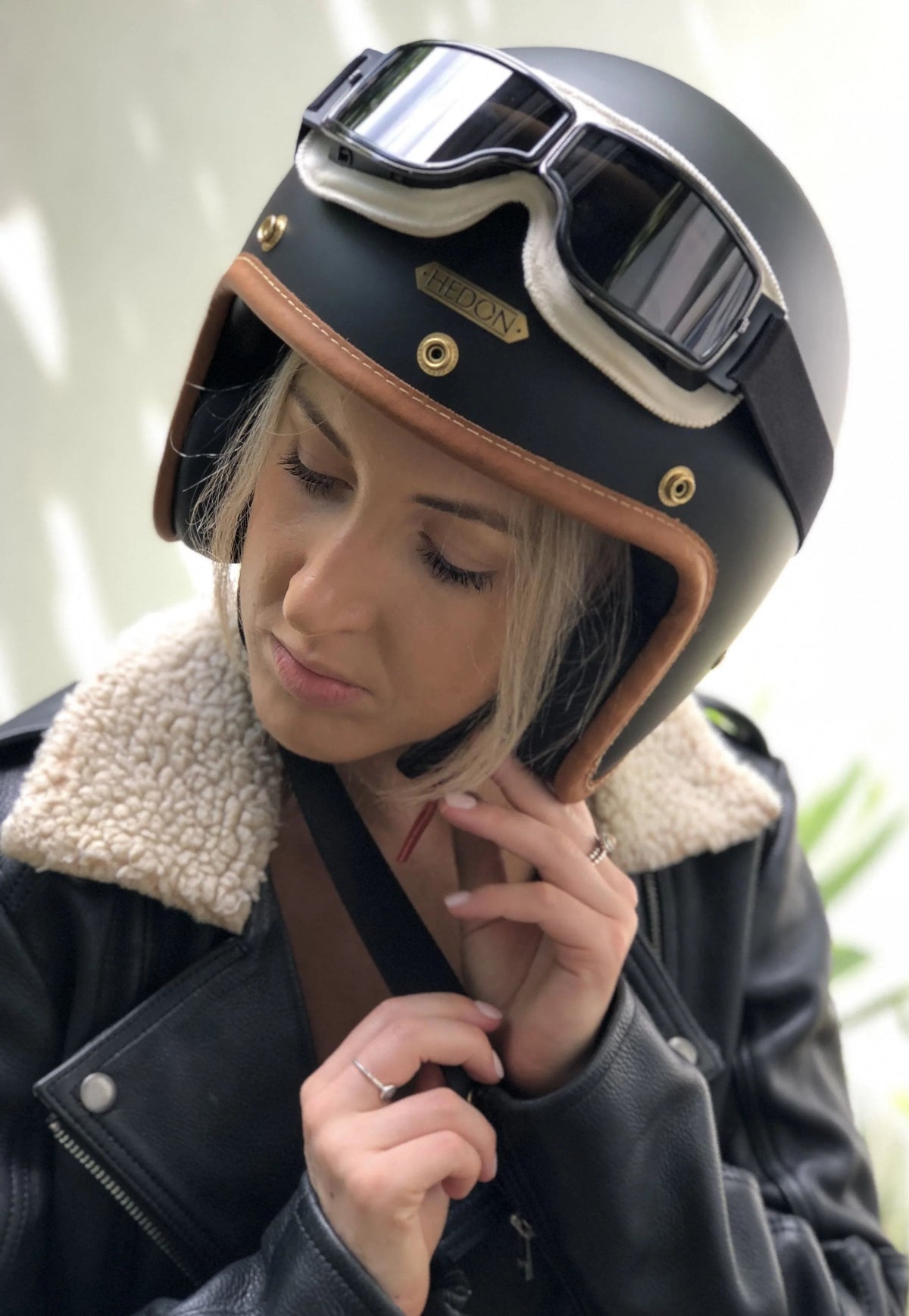 Retro Motorcycle Goggles with UV Protection and Adjustable Elastic Strap
