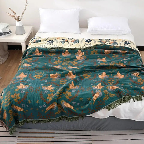 Serenelle – Cotton Throw Blanket with Flying Birds and Floral Details