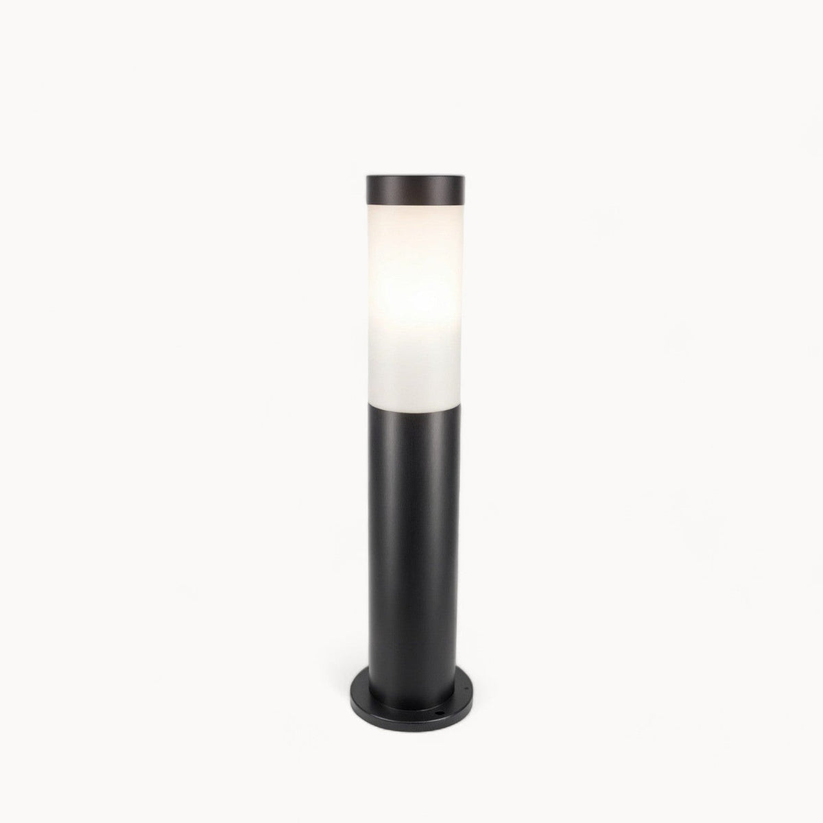 Solar LED Garden Path Lights with Automatic On/Off Function and Water-Resistant Design