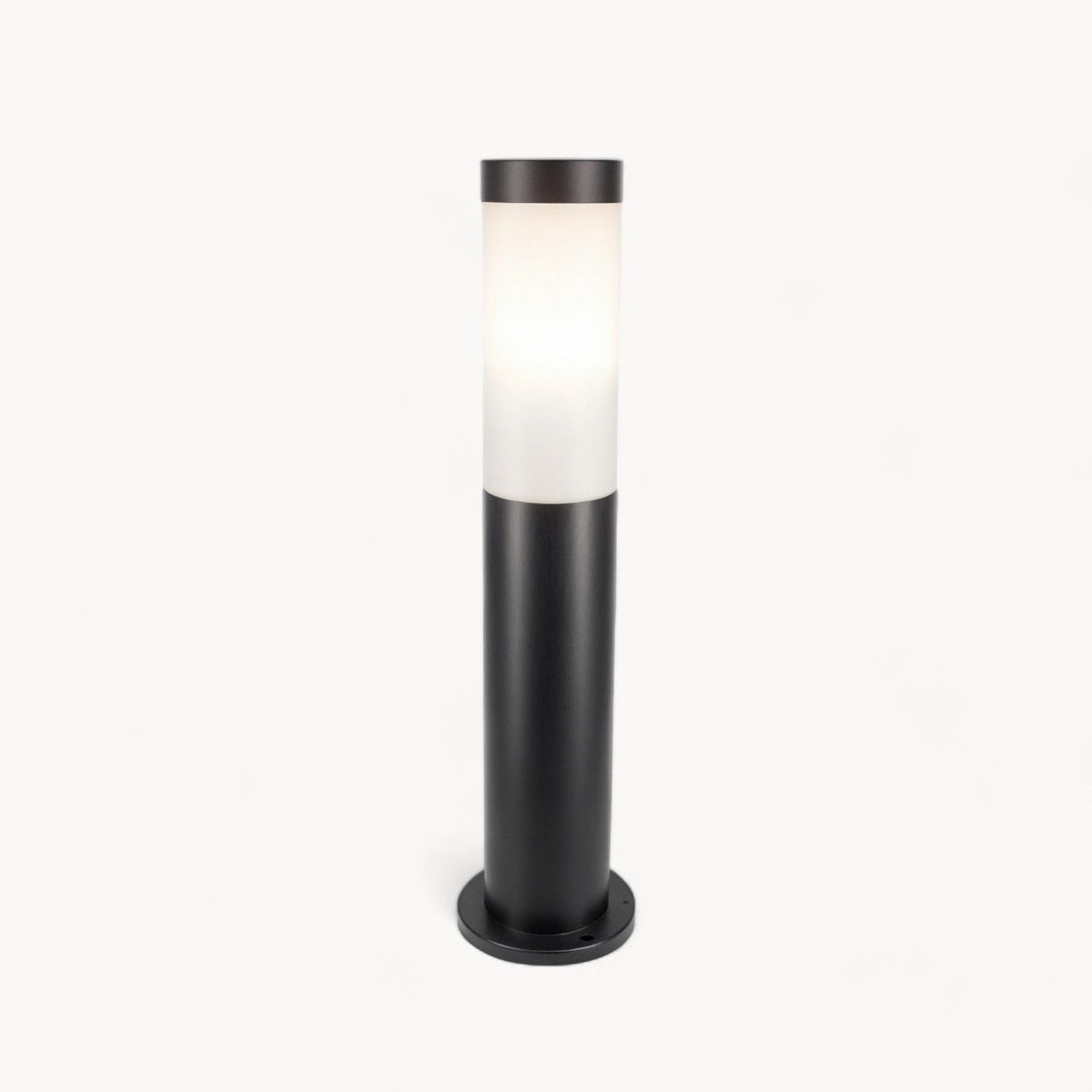 Solar LED Garden Path Lights with Automatic On/Off Function and Water-Resistant Design