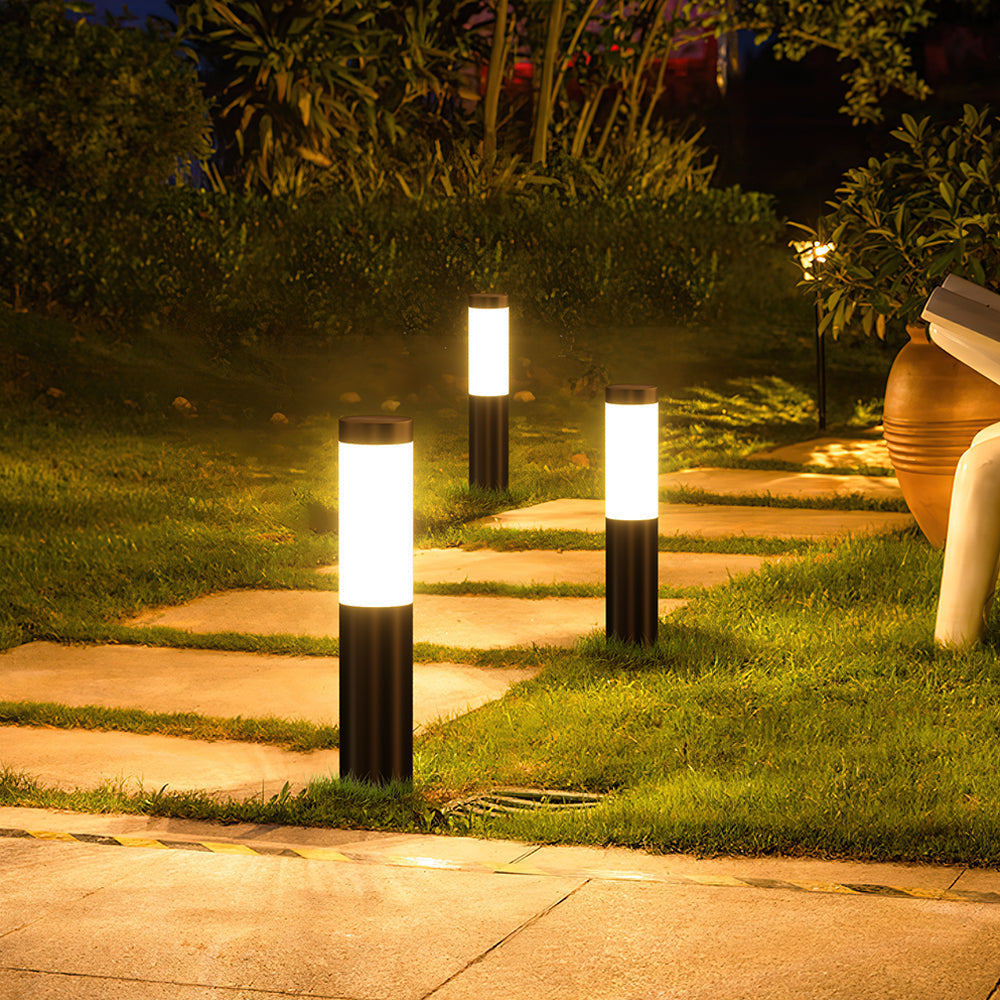 Solar LED Garden Path Lights with Automatic On/Off Function and Water-Resistant Design