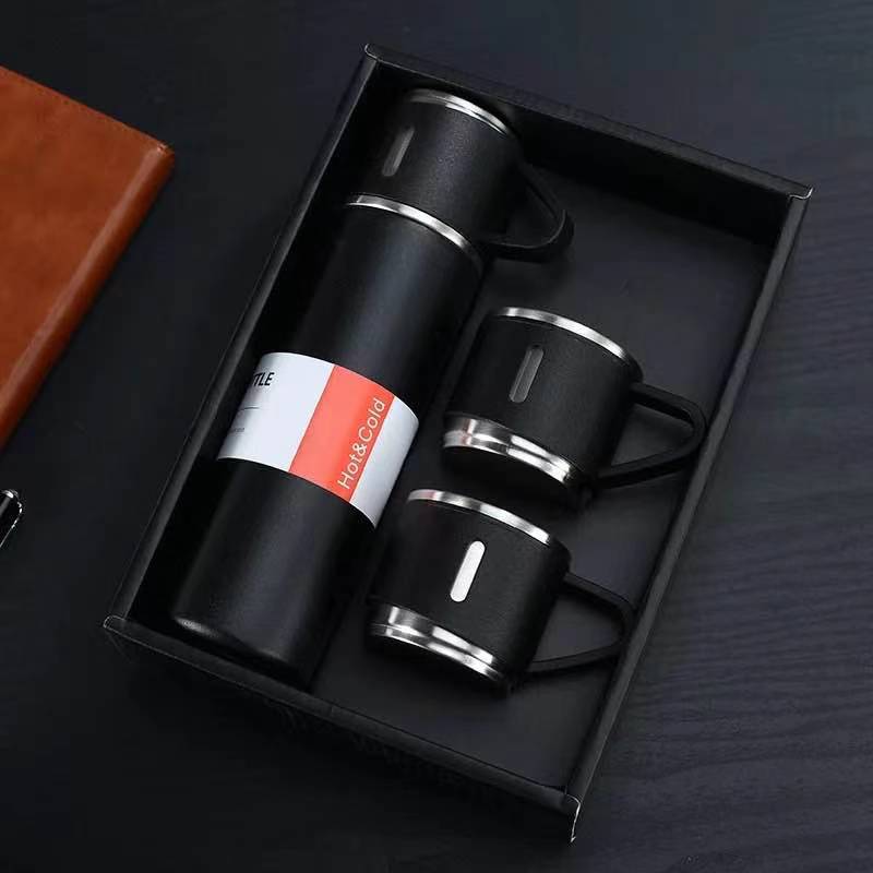 Stainless Steel Thermos - 500 ml Insulated Flask with Cup Lid