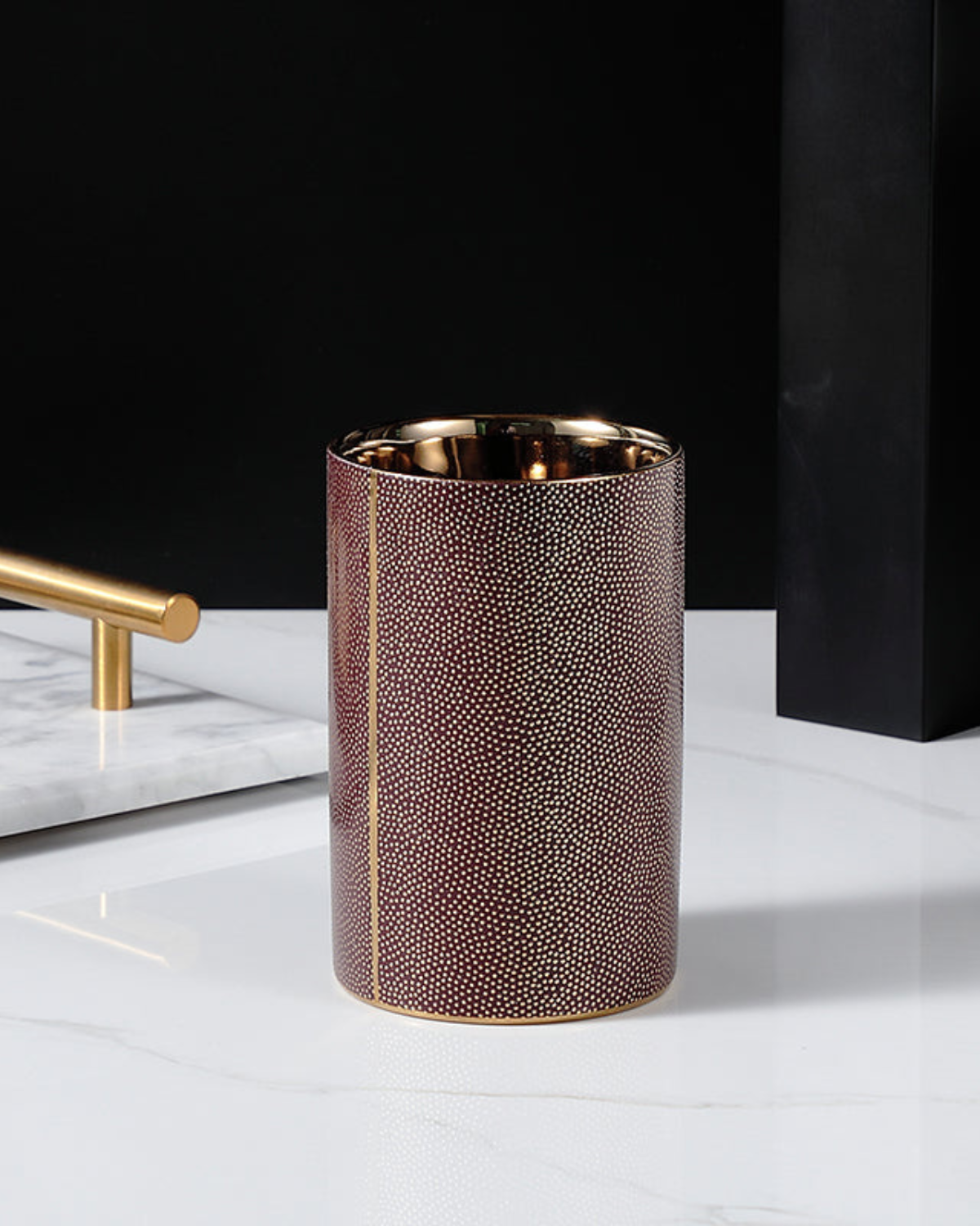 Textured Ceramic Bathroom Set with Gold Accents
