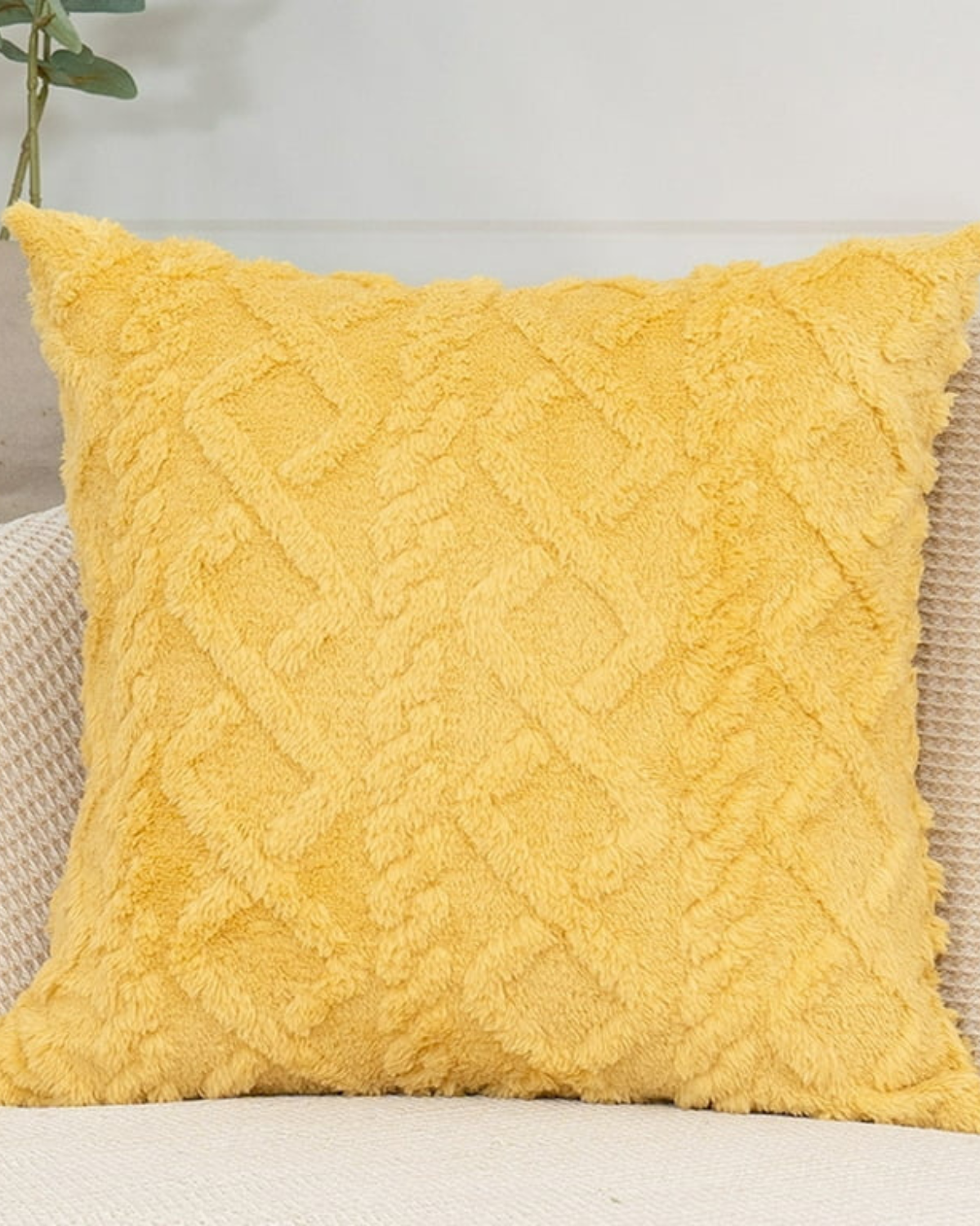 Textured Geometric Cushion Cover for Modern Interiors