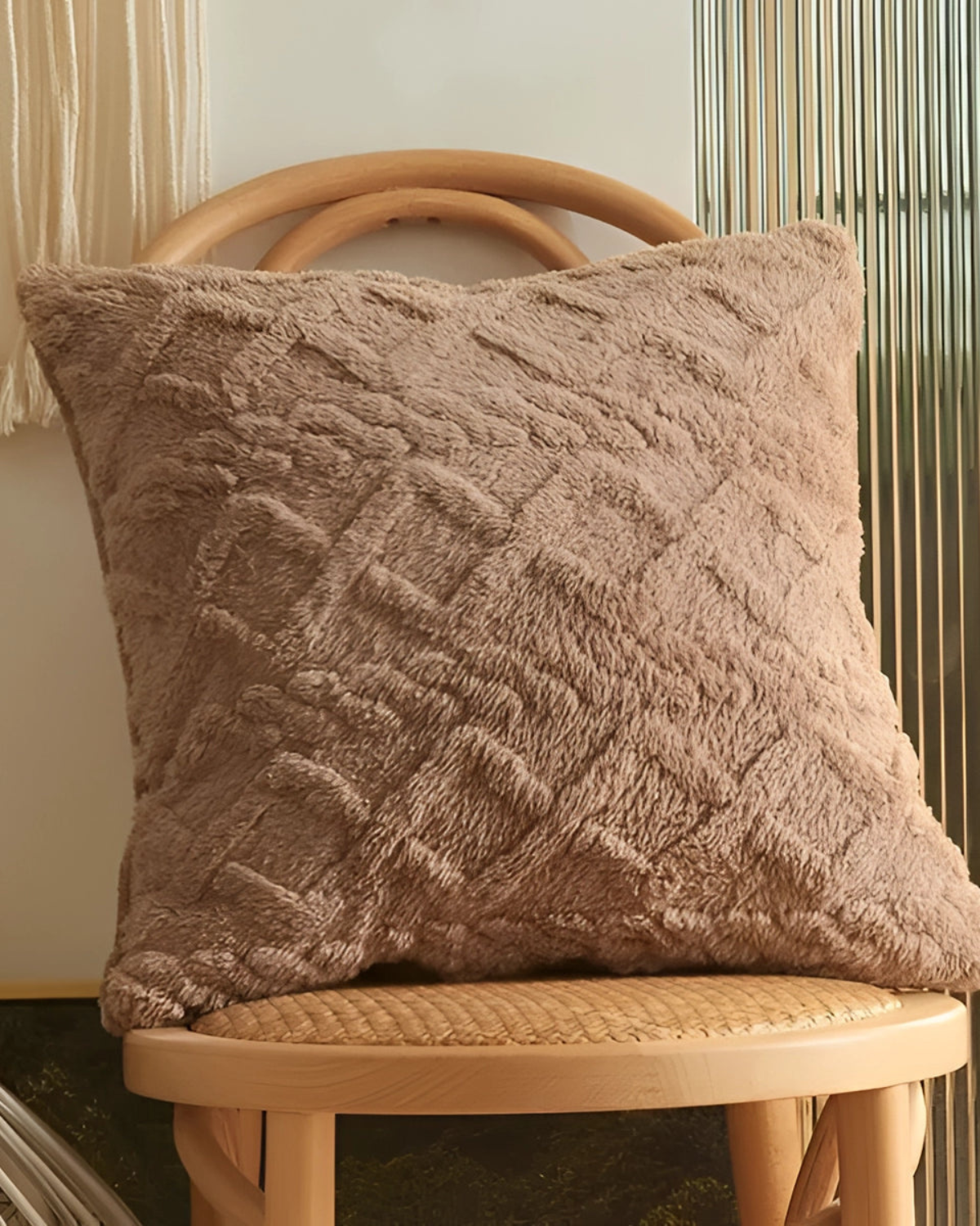 Textured Geometric Cushion Cover for Modern Interiors