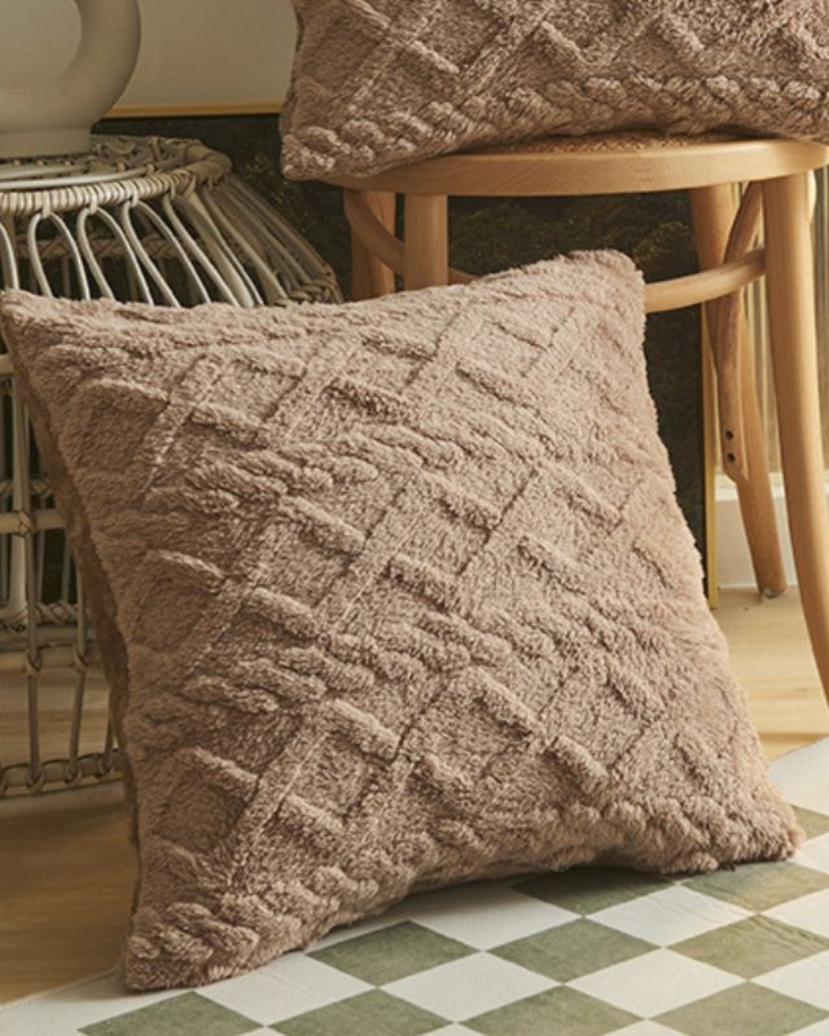 Textured Geometric Cushion Cover for Modern Interiors