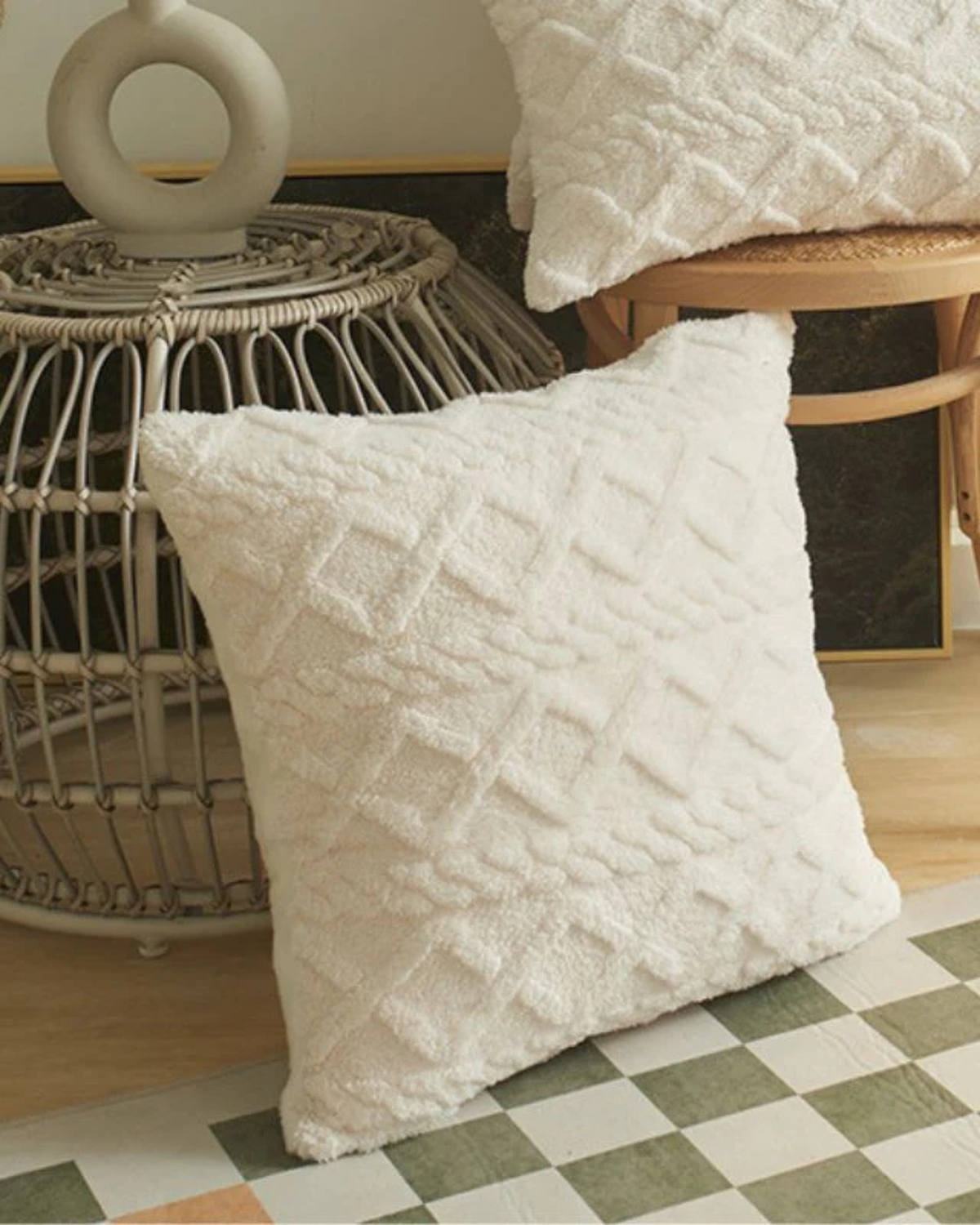 Textured Geometric Cushion Cover for Modern Interiors