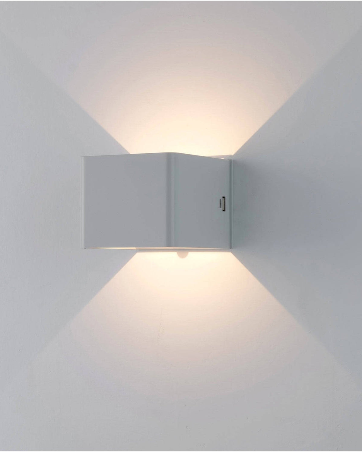 USB-C Rechargeable LED Wall Light with Motion Sensor and Wireless Design