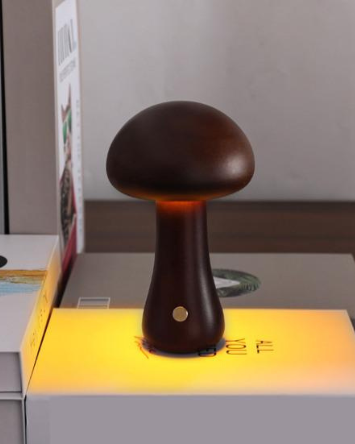 Wooden Mushroom Table Lamp with Organic Design and Warm Lighting